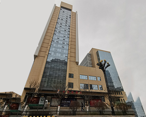 青海建設科技大廈三陽大酒店(四星級，21000m2，海湖新區(qū)地標建筑)